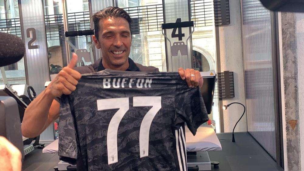 La lettera di Buffon: "Sono tornato a casa e ho ritrovato il feeling con voi tifosi"