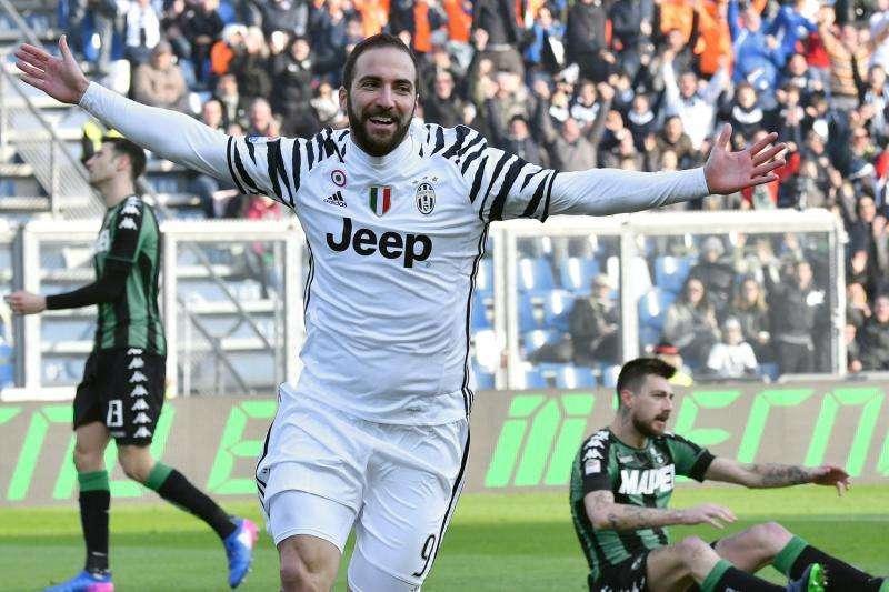 Higuain a Gazzetta: "Non dobbiamo rilassarci, Inter come il Real, su Dybala ed Allegri..."