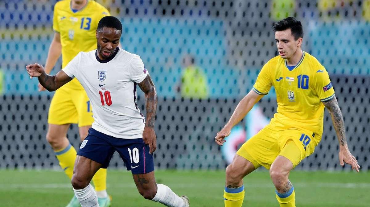 Juve, per il dopo Ronaldo spunta anche la pista Sterling