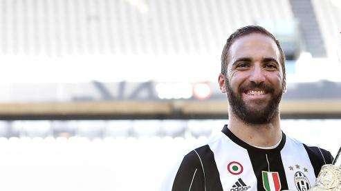 LIVE MEDIA DAY - HIGUAIN: "Ci siamo meritati il rispetto durante questa Champions e meritiamo di vincerla. Vogliamo il triplete"