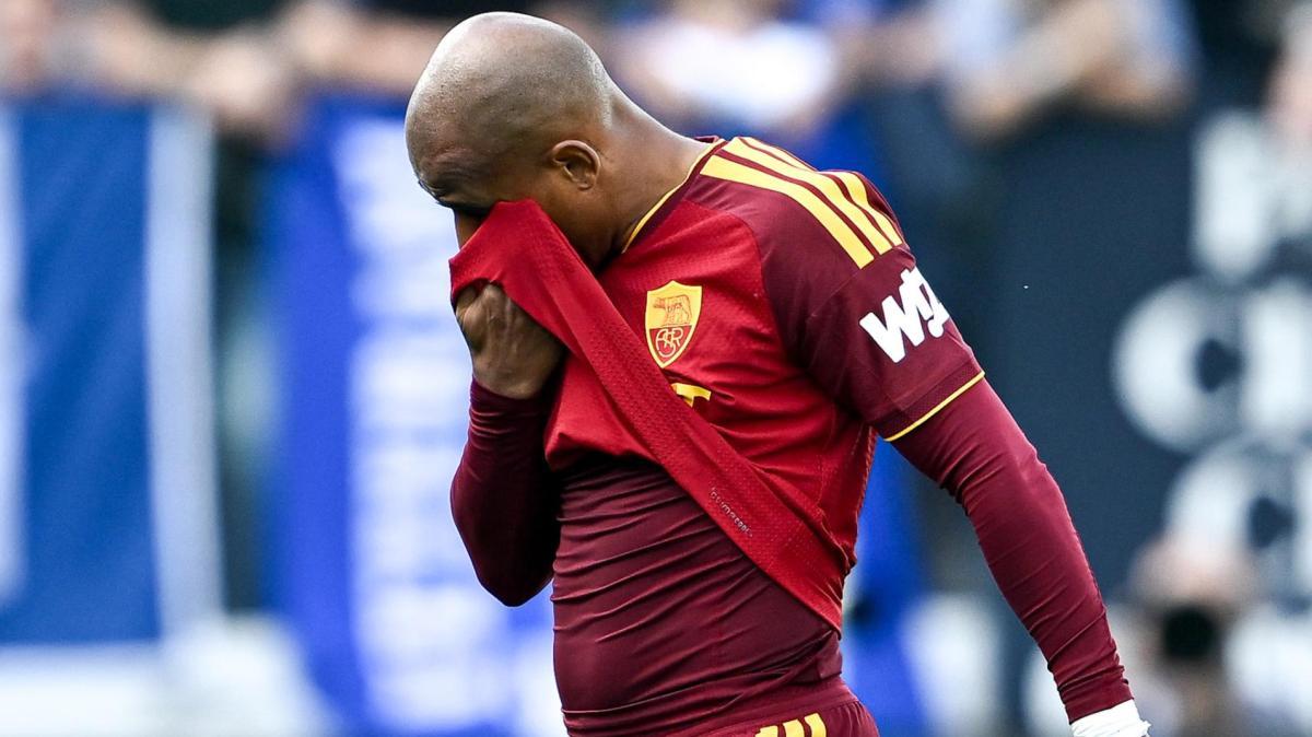 Rosso a Malen e la Roma non punge, col Conmo finisce 0-0