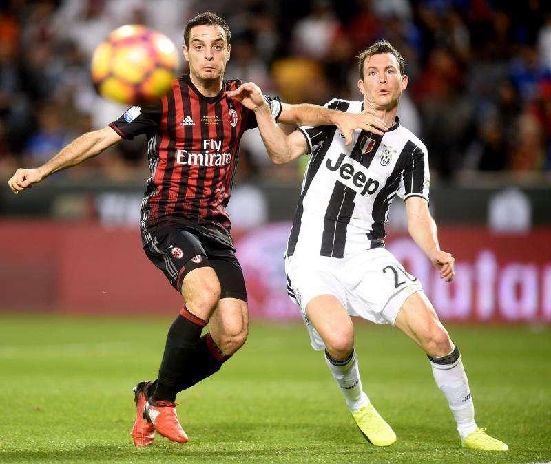 ESCLUSIVA TJ - Nessun interesse del Nizza per Lichtsteiner. Vuole solo la Juve  