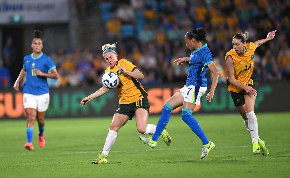FIFA, Mondiali donne 2027 dal 24/6 al 25/7 in Brasile