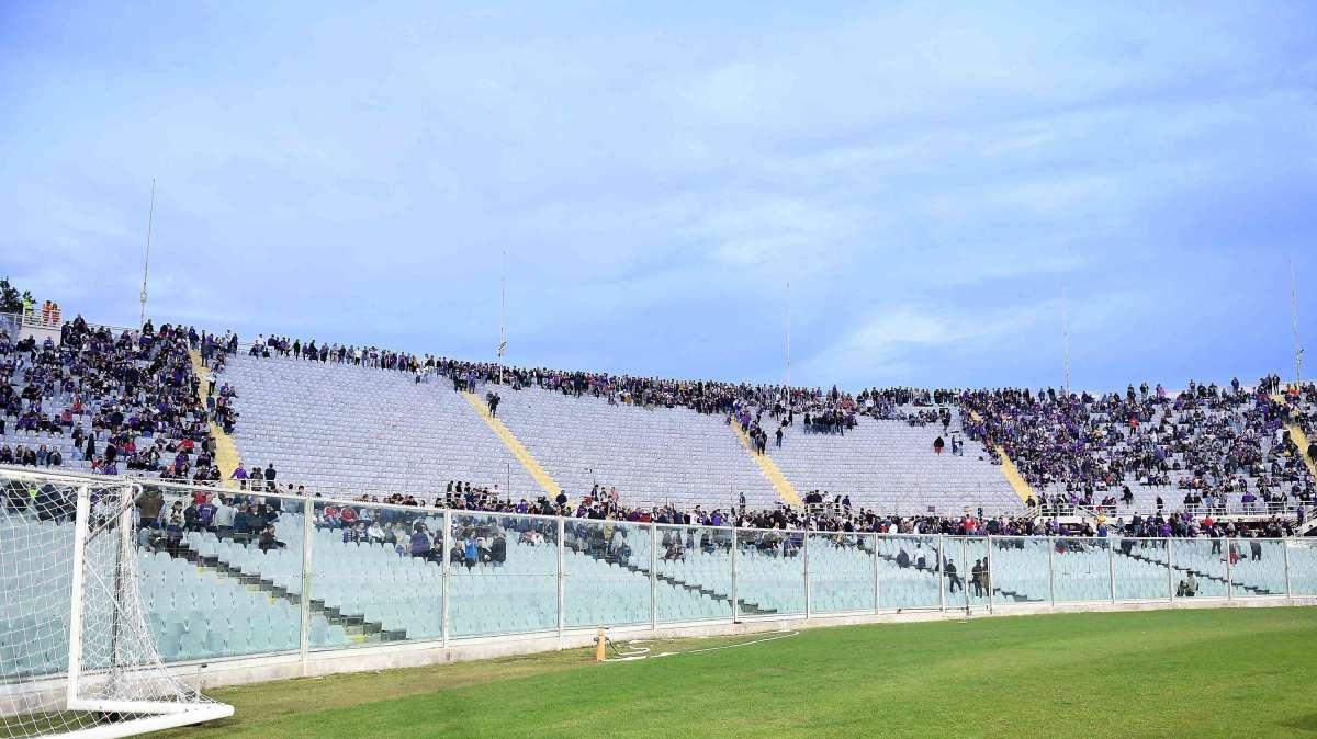 Giudice Sportivo, Curva Fiesole chiusa per un turno dopo i cori discriminatori nei confronti di Vlahovic, Kean e McKennie 