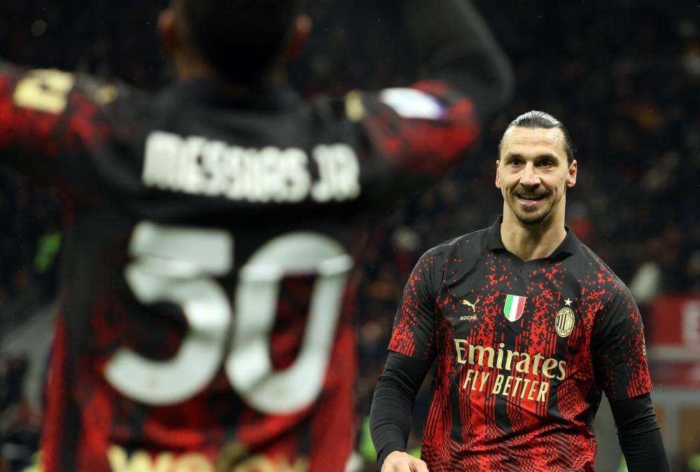 Calcio: Milan; Ibra in panchina anche con la Salernitana