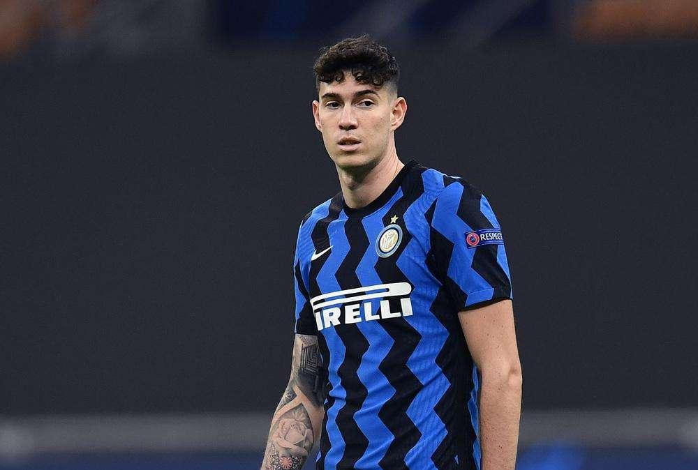 QUI INTER-  Problemi per Bastoni a Port, da valutare in vista della Juve
