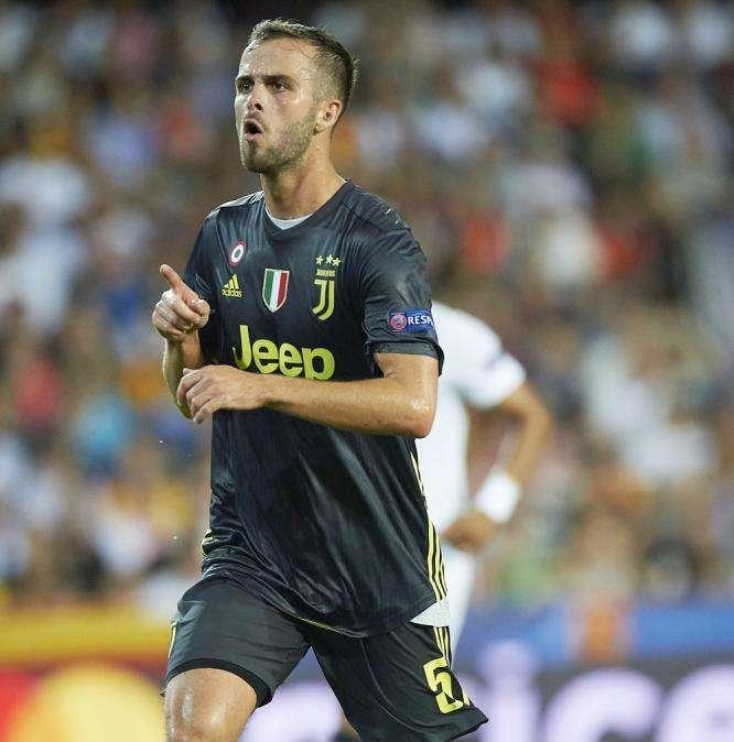 LIVE TJ - VALENCIA-JUVENTUS 0-2, doppietta di Pjanic dal dischetto, i bianconeri si impongono al Mestalla in 10 contro 11. Espulso Ronaldo