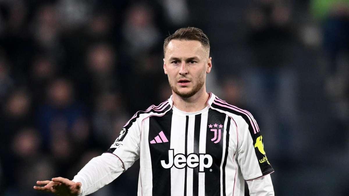 I convocati: out Kelly e altri 3. Spalletti confermerà il 3-4-2-1. Koopmeiners ancora in difesa. In attacco spazio a Vlahovic 