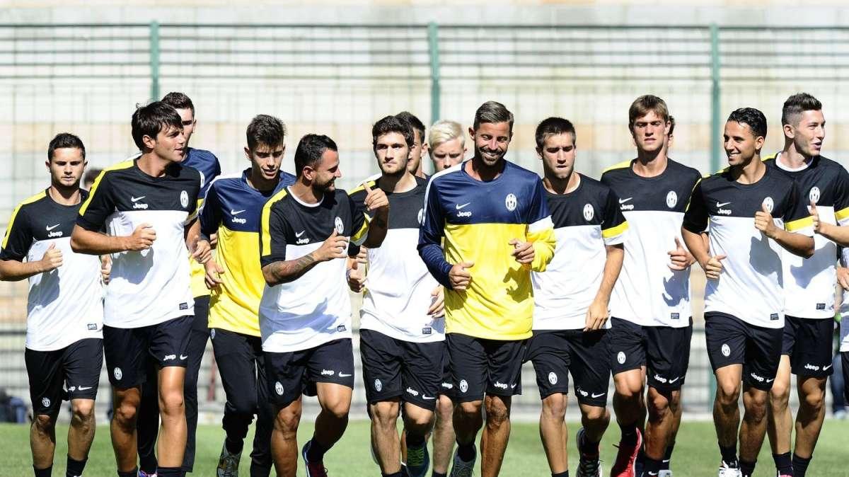 LIVE CHATILLON - I nove baby bianconeri si raccontano sul palco del Summer Village. Le parole di  Padovan, Schiavone, Bouy, Appelt, Untersee, Rugani, Magnusson, Garcia e Boakye