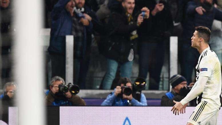 SOTTOBOSCO - L'Ajax merita rispetto. Attenzione al genio della lampada. Il caso Ronaldo: sospetto e viscido moralismo.