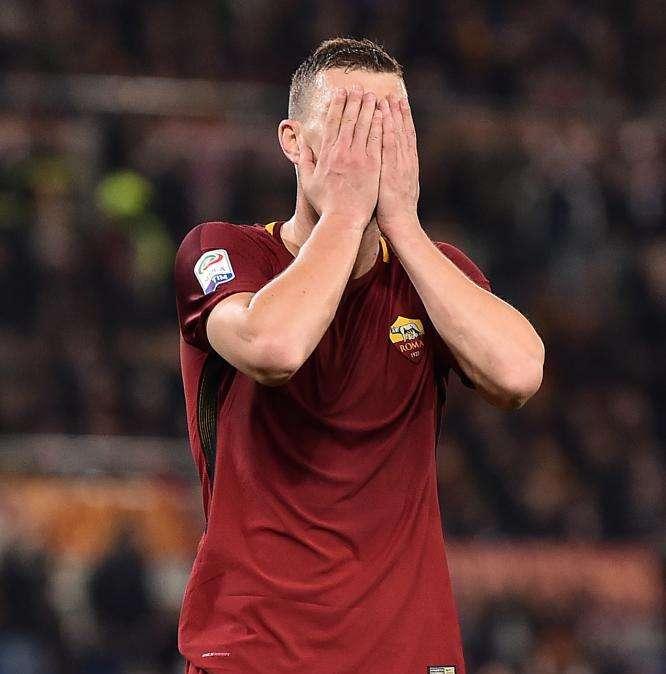 Dzeko ed Emerson Palmieri al Chelsea chiusura in giornata: alla Roma 50 mln più bonus