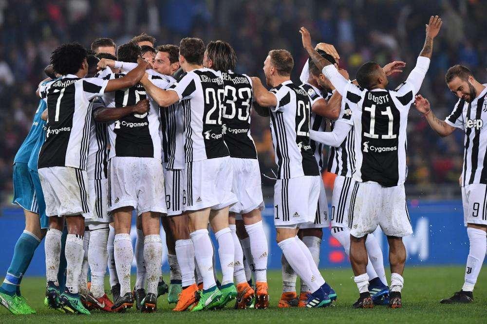 Gli orari dell'ultima giornata di Serie A: se sarà scudetto a Roma, la Juve chiude sabato alle 15