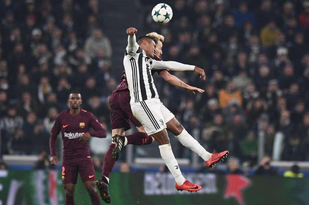 Daily Star - Chelsea pronto ad investire su Alex Sandro 