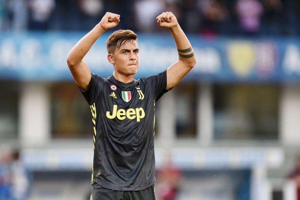 Cucchi a RMC Sport: "Allegri sta motivando Dybala sul piano mentale. Cessione? Non ho notizie di una sua cessione"