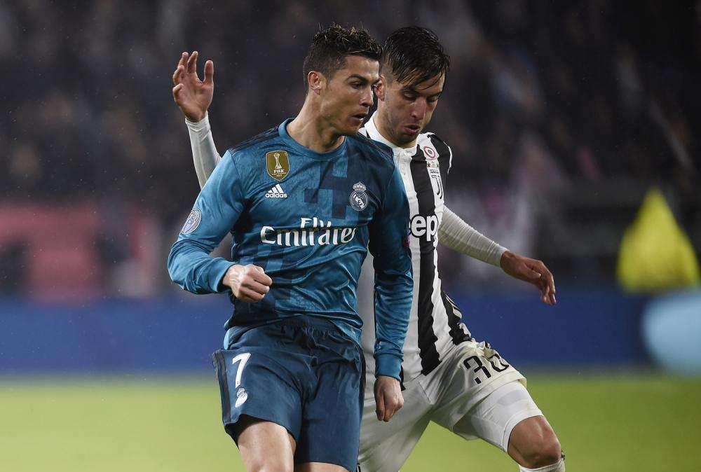 Sportitalia - Cifra Ronaldo potrebbe salire, ma la Juve si sente forte del sì del giocatore. Inserimento United non confermato