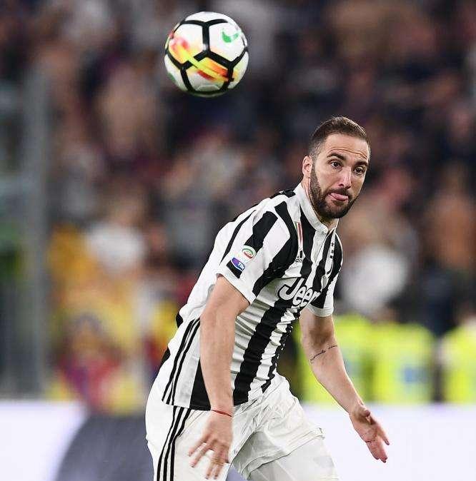 LIVE - Juve arrivata a Roma. 23 convocati. Domani possibile 4-3-2-1. In attacco spazio a Dybala e Higuain 