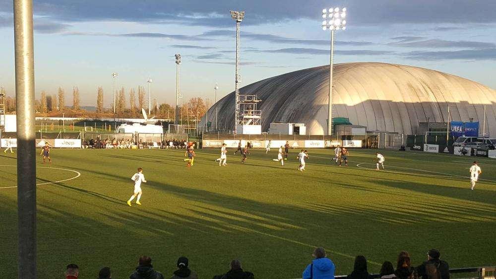 LIVE TJ - Youth League, Juve-Valencia 3-0. Nicolussi cala il tris sul gong! Bianconeri qualificati ai playoff