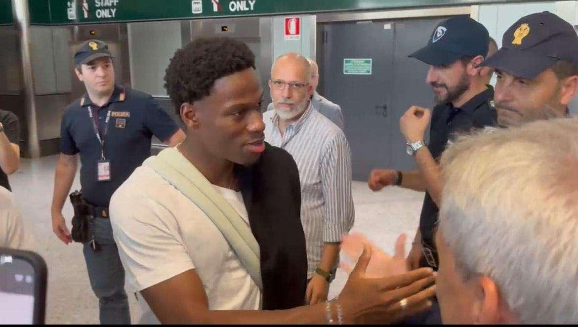 LIVE TJ - DAVID: “Grande emozione essere alla Juve. Ho scelto il numero 30. Sono molto ambizioso e voglio vincere. Tudor mi ha detto…”