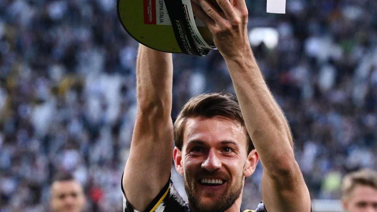 RUGANI su Instagram: "Finire nel modo giusto con una vittoria. Grazie a tutti"