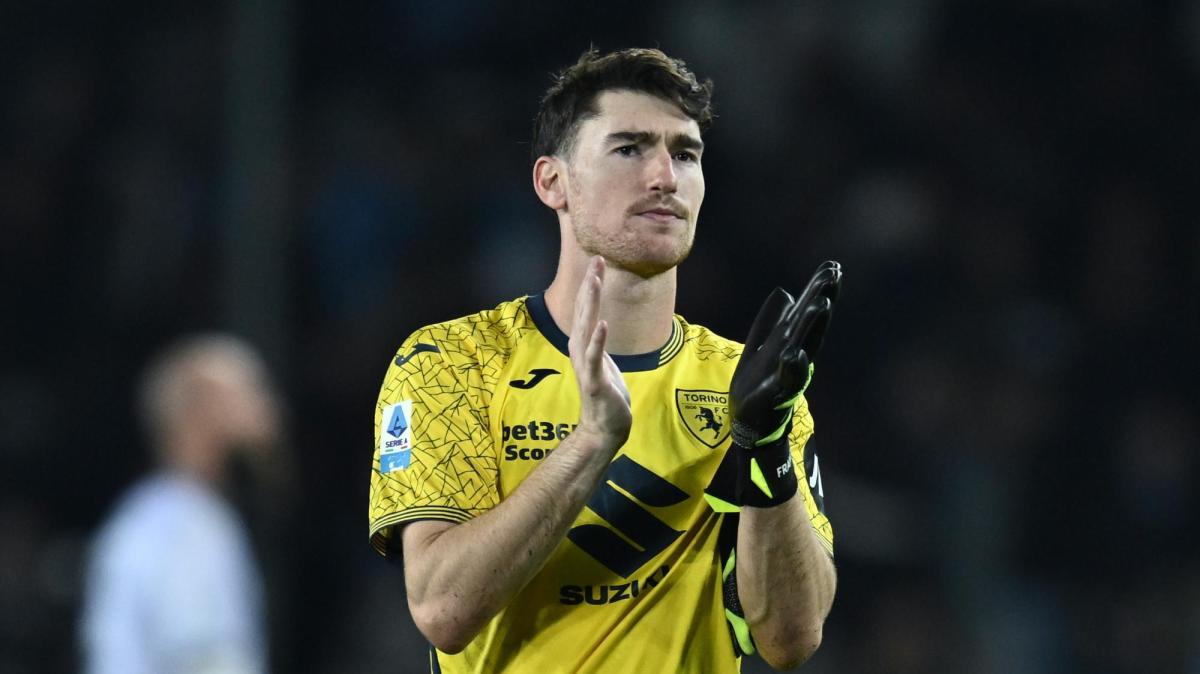 Ancora guai per l'ex Juve Israel, il portiere è stato operato alla spalla