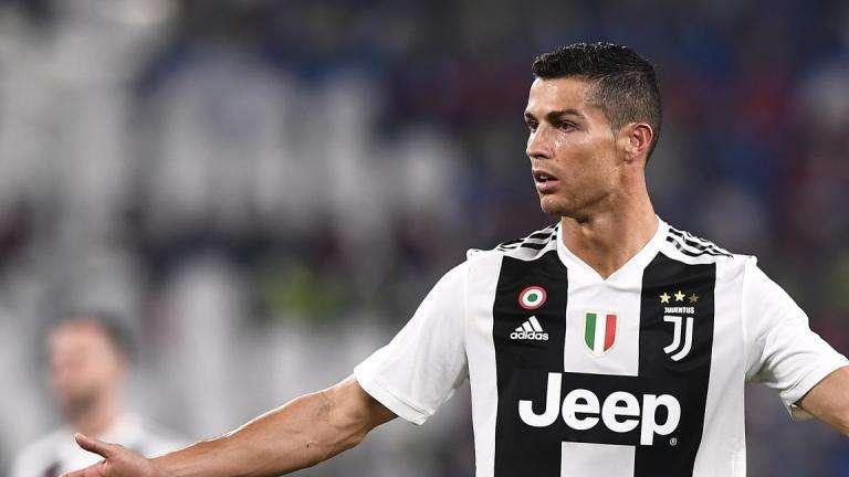 CR7 a France Football: "Al Real non più indispensabile, per Perez ero solo affari. La Juve mi ha voluto davvero, non è questione di soldi. Sulle accuse di stupro e il Pallone d'Oro..."
