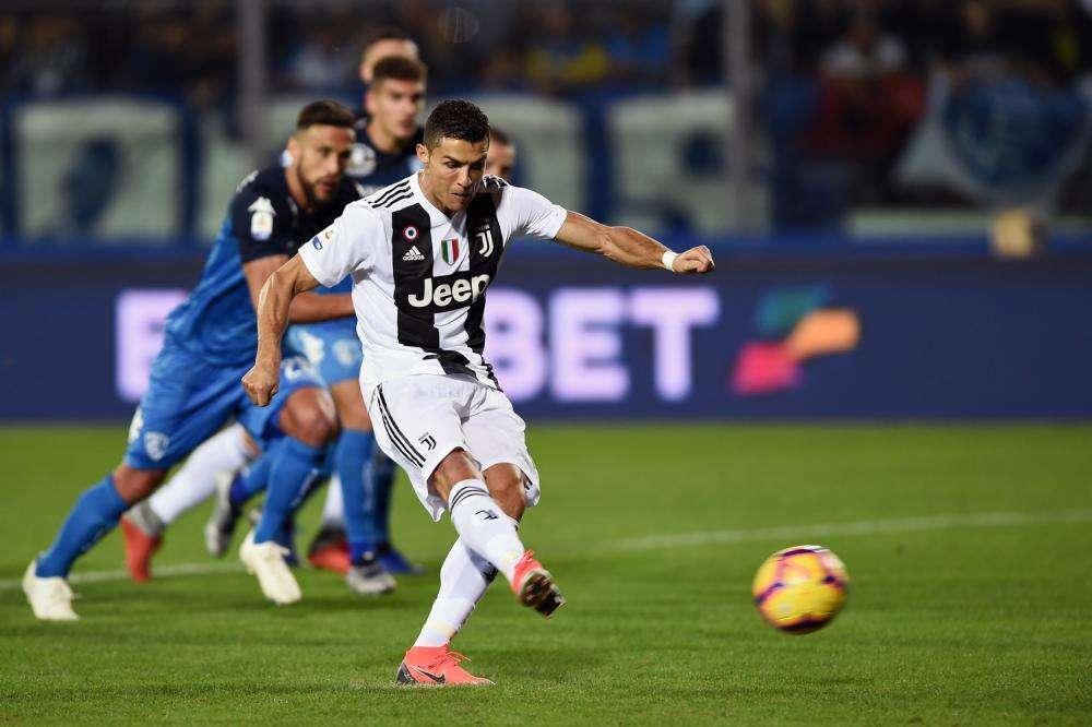 Ronaldo: dal gol contro la Juve al gol per la Juve.... 