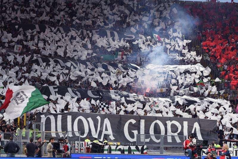 Juve, conclusa la campagna abbonamenti: è record di tessere vendute