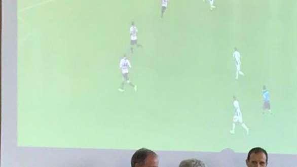 Allegri vince la Panchina d'Oro 2016/2017: "Ringrazio la Juve e il mio staff, in bocca al lupo agli allenatori: a Sarri un po' meno"