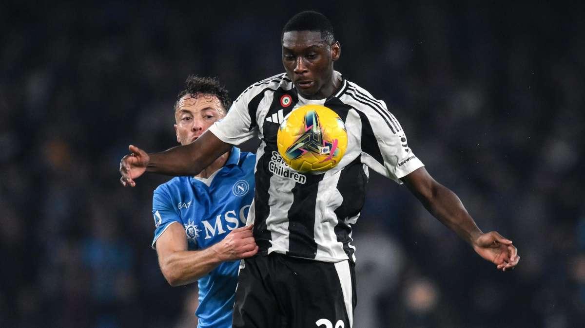 La Stampa - Scambio Kolo Mauni-Vlahovic con il PSG solo un'idea 