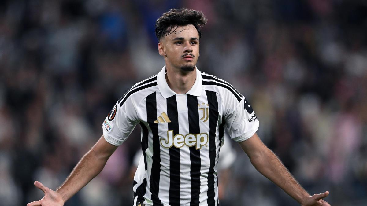 Alajbegovic da record: secondo 18enne nella storia della Juve a segnare in Europa