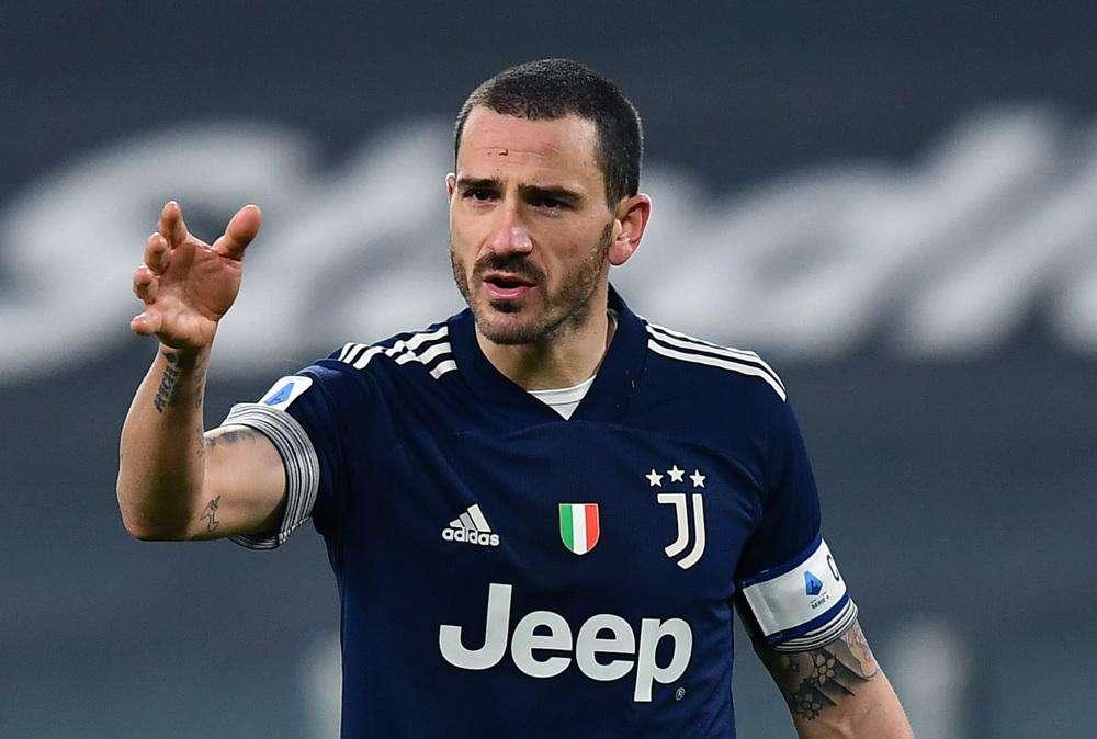 Gazzetta - Bonucci e Chiellini promossi 
