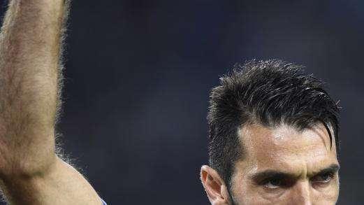 BUFFON A SKY: "Il mio errore ci ha svegliato con la Spagna. Domani aggressivi con la Macedonia. Montolivo? Inaccettabili i fischi"