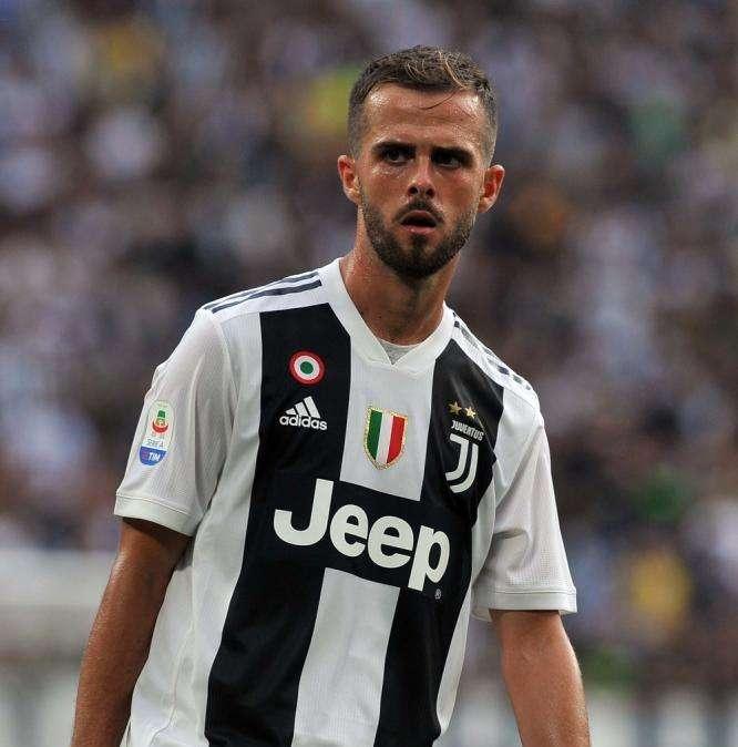 PJANIC SU INSTAGRAM: “Per lo stemma sul petto ed il nome sulla maglia”