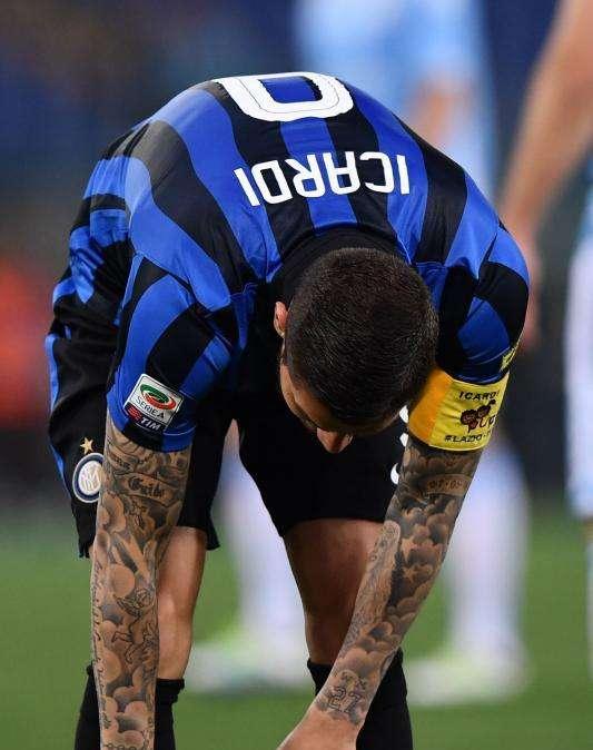 Corsera - Il Napoli non molla Icardi