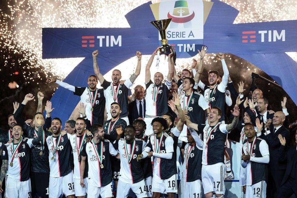 Ecco Juventus Essential, la nuova linea bianconera