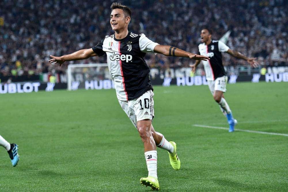 Dybala, il cinguettio del fratello: "Al violino manca una corda..."