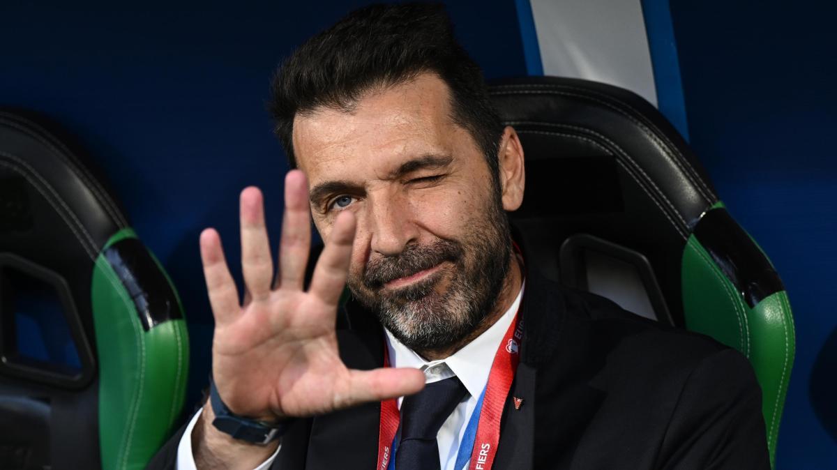 Buffon: "Guardiola una spinta per l'Italia. Lippi? Era un fenomeno. E su Maldini e Leonardo..."
