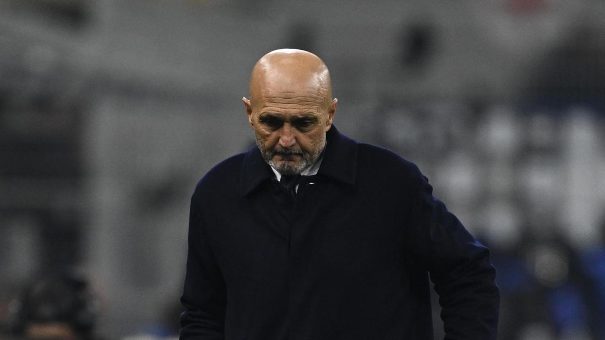 Spalletti si congratula con Fabregas