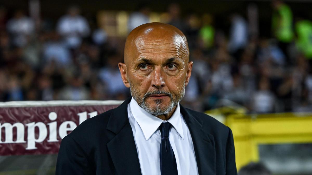 Bucchioni: "In attesa del mercato, Juventus e Milan sono ancora indietro"