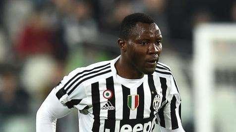 ASAMOAH: "Stiamo lavorando con intensità. Vogliamo vincere il campionato e dimostrare la nostra forza in Europa. La squadra è più forte"