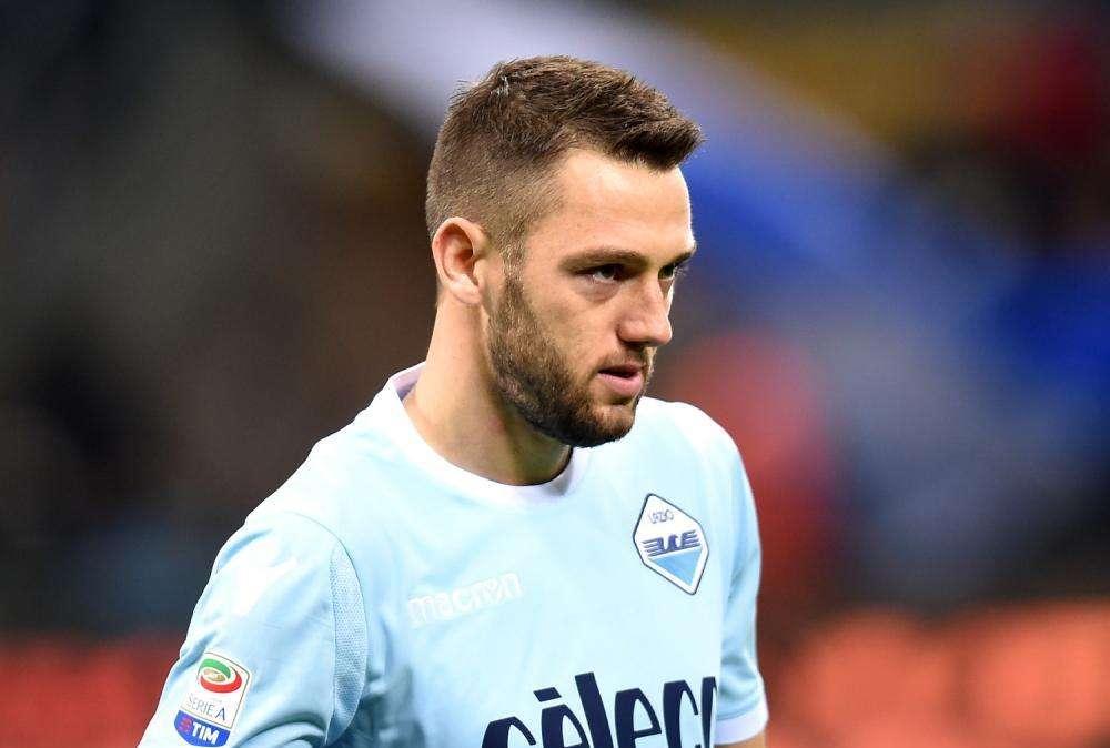 Il Messaggero - De Vrij, c'è già l'accordo con una squadra di Premier League
