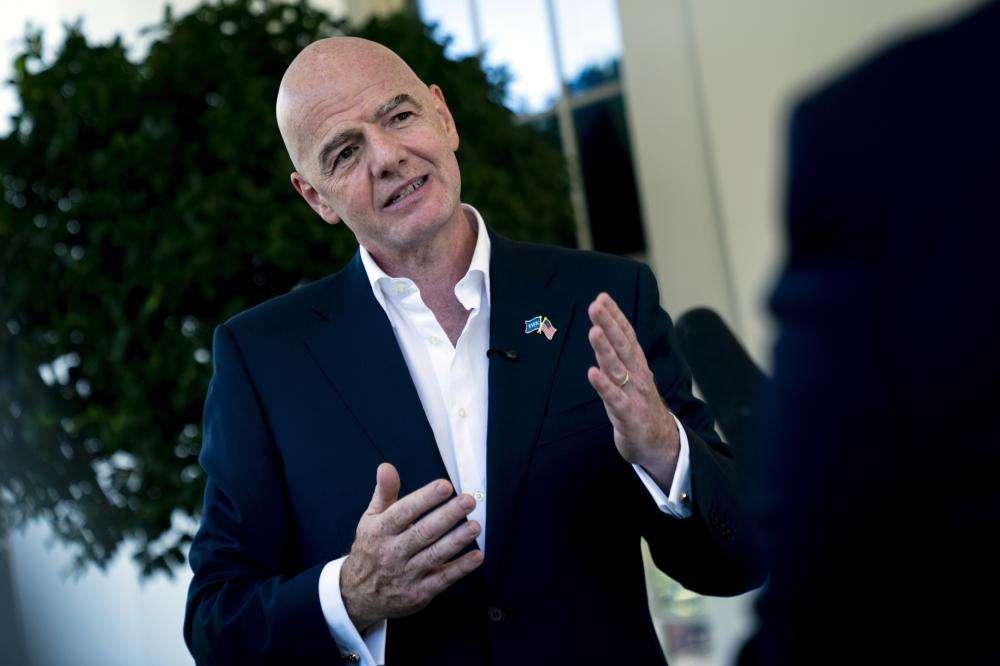 Infantino si congratula con l'Iran: "Il calcio unisce il mondo"