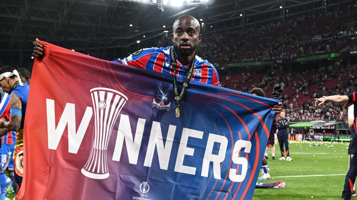 Mateta si offre al Manchester United: può liberare Zirkzee per la Juventus