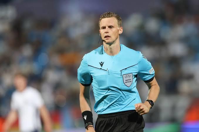 Triplice fischio – Celta Vigo-Juve, Morina:: "Bene l'olandese Van Der Eijk, non c'è rigore su Woltemade"