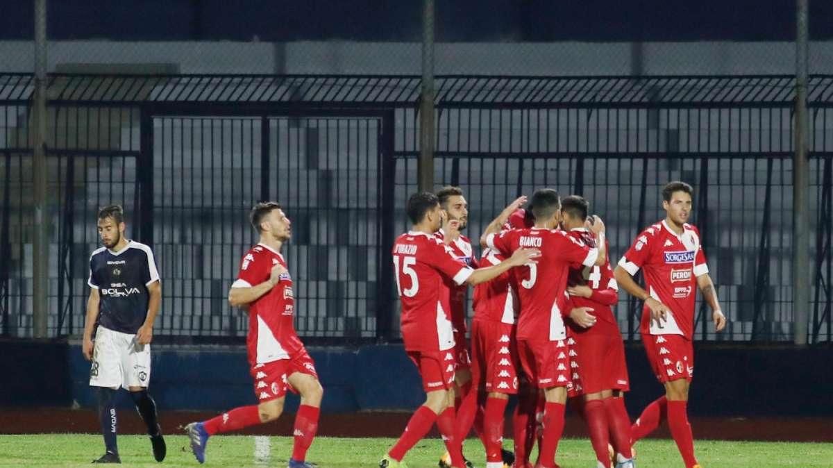 Tmw - Il Napoli prova a bruciare Juve e Bologna per il 2005 Lorusso del Bari