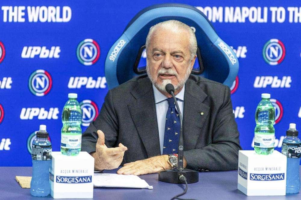 Napoli, De Laurentiis: "Sul nuovo tecnico decisivi prossimi dieci giorni"