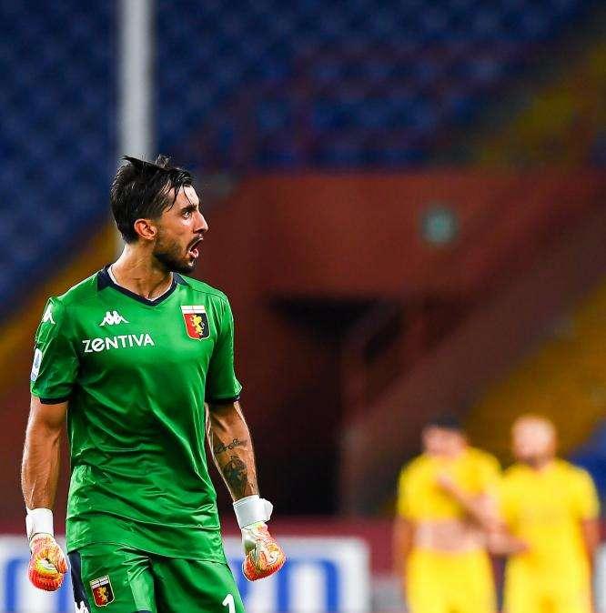 Genoa, per la porta dalla Juventus torna Perin: è già in città