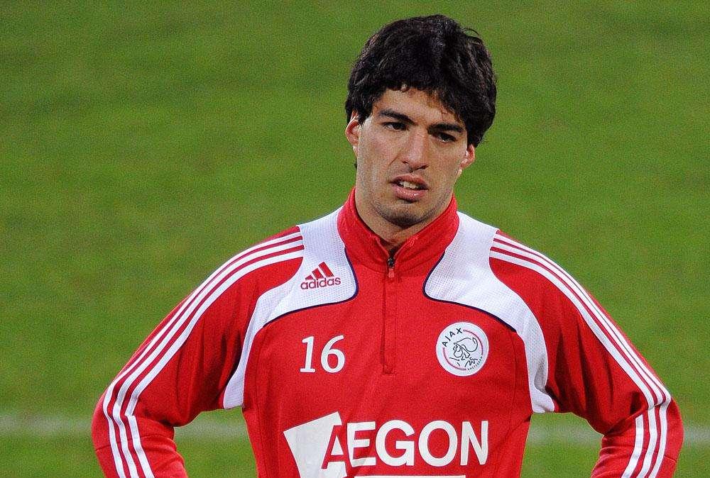 Juve, davanti una visione "Celeste": nel mirino la coppia Suarez-Forlan!