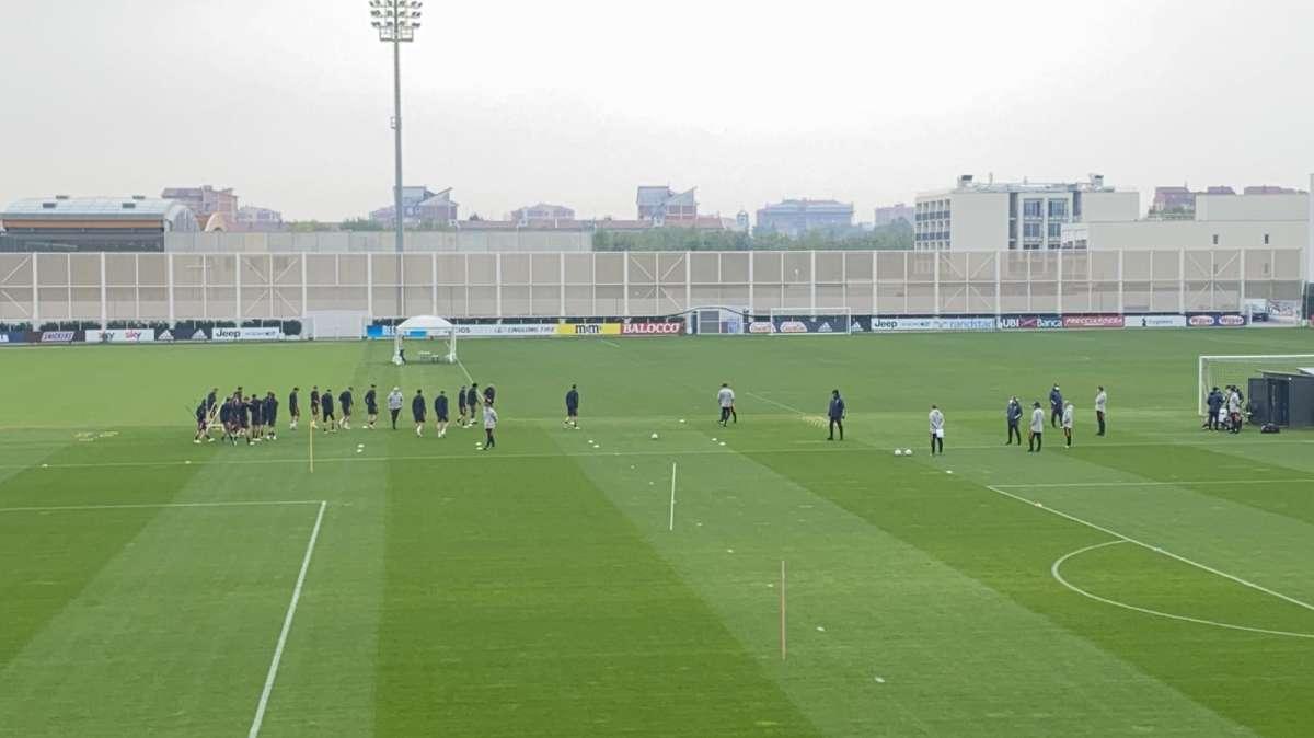 LIVE TJ - Nuovo infortunio per Chiellini. Domani previsti molti cambi. Allenamento terminato (VIDEO)