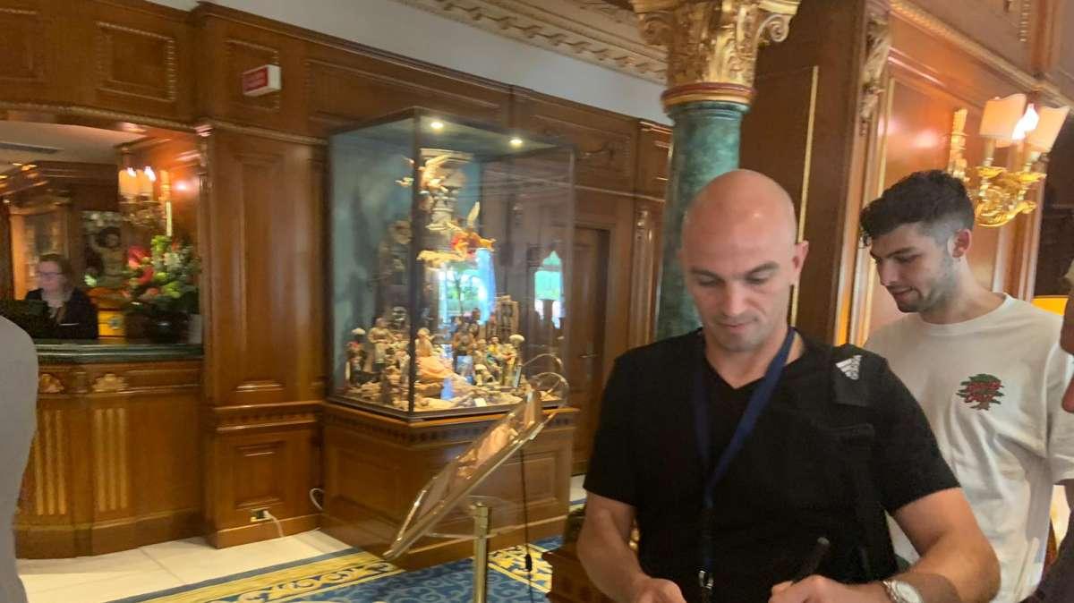 Sky - Cambiasso si complimenta con De Ligt: "Complimenti per l'italiano, segno di grandissima intelligenza e di rispetto verso il Paese nel quale gioca"